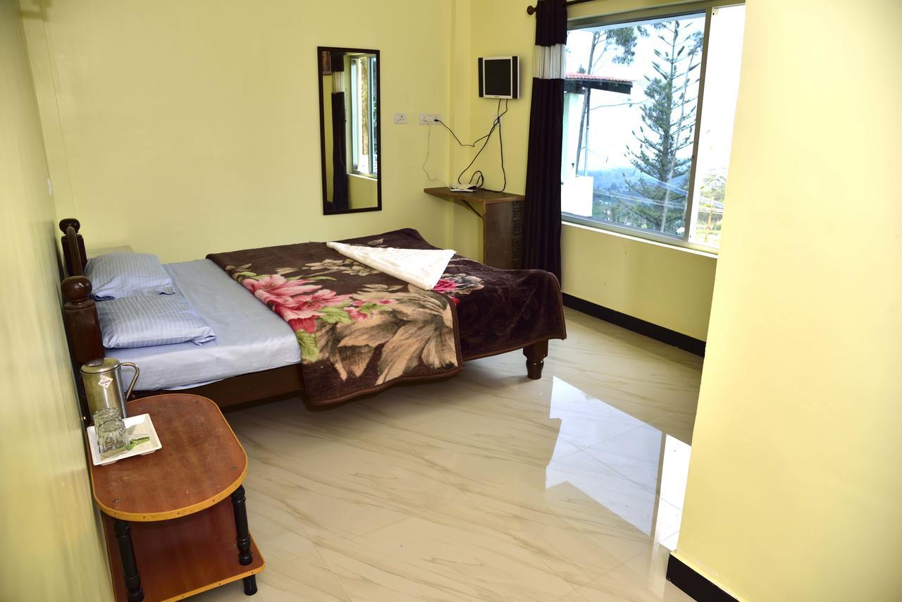 J R Mist Valley Inn Ooty Eksteriør billede
